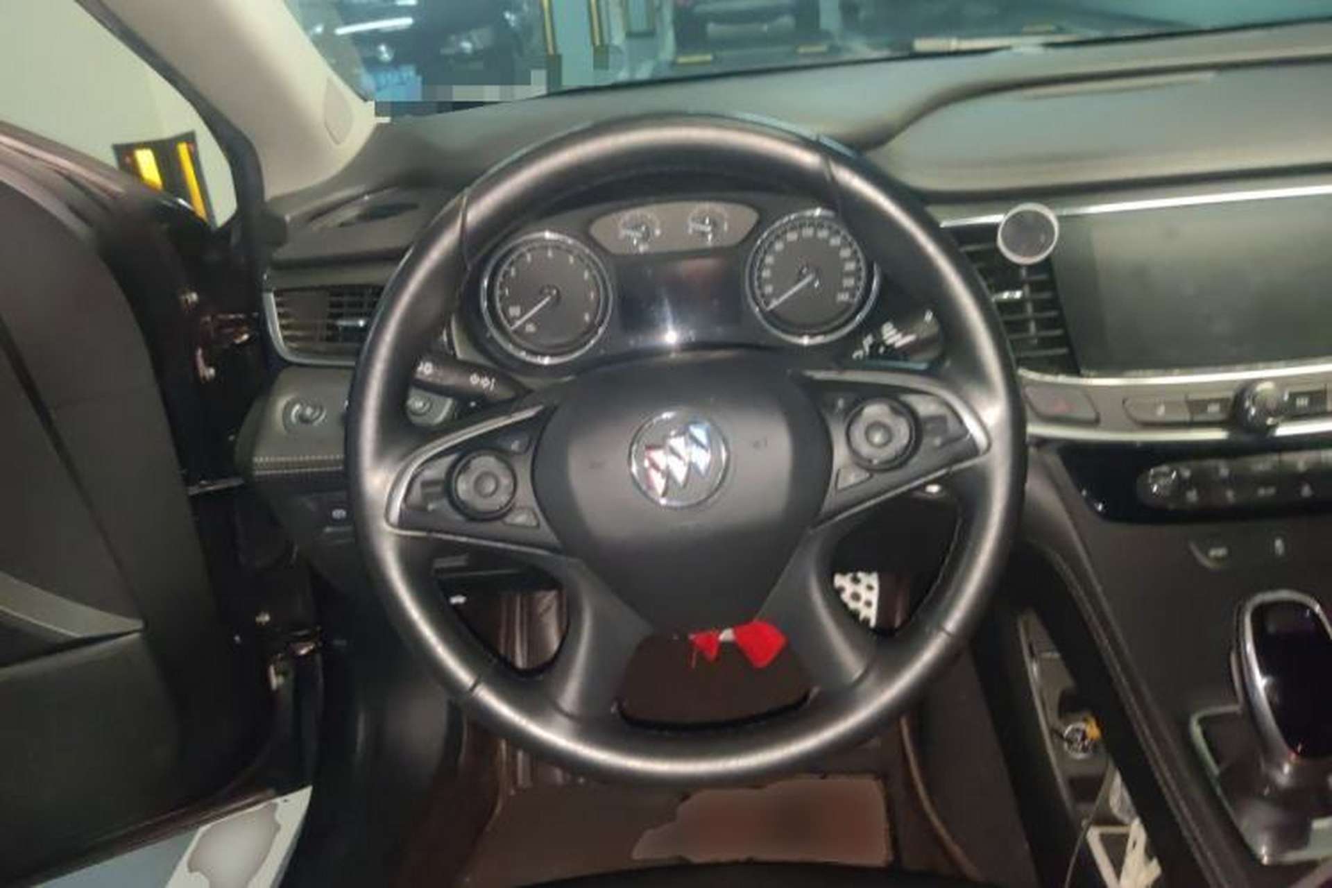 Used Buick LaCrosse 2018 20T Elite Edition Steering Wheel
