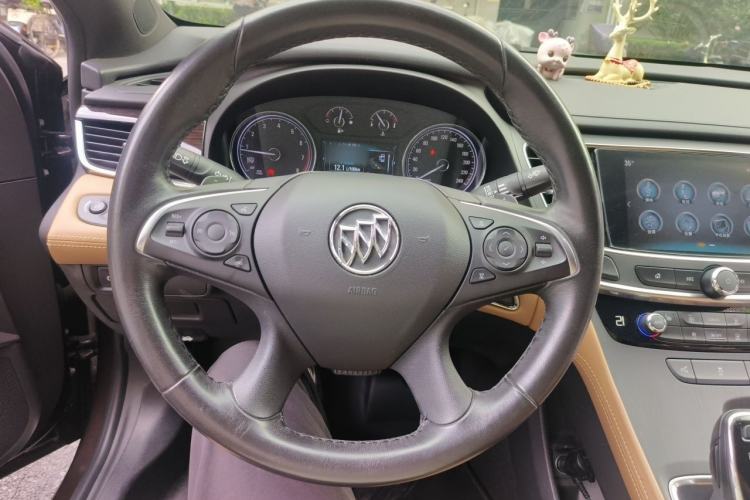 Used Buick LaCrosse 2018 28T Elite Edition Steering Wheel