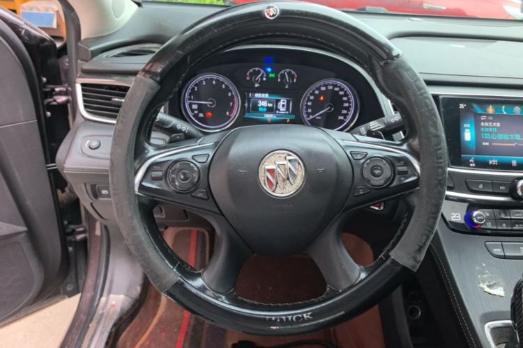 Used Buick LaCrosse 2018 20T Elite Edition Steering Wheel