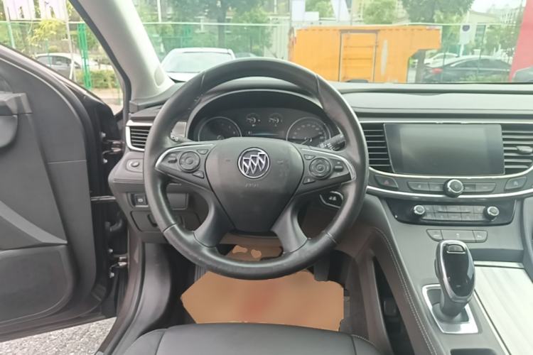 Used Buick LaCrosse 2018 20T Elite Edition Steering Wheel
