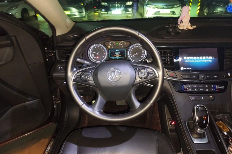 Used Buick LaCrosse 2018 20T Elite Edition Steering Wheel