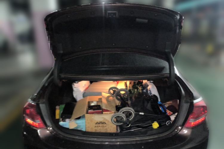 Used Buick LaCrosse 2018 28T Elite Edition Trunk
