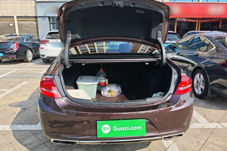 Used Buick LaCrosse 2018 28T Elite Edition Trunk