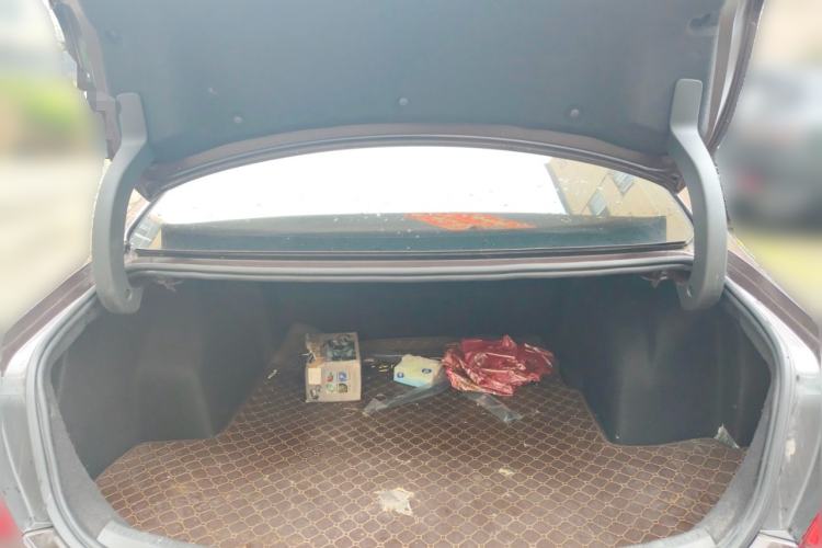Used Buick LaCrosse 2018 28T Luxury Model Trunk