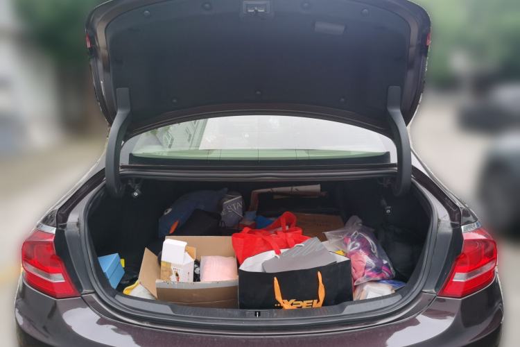 Used Buick LaCrosse 2018 20T Elite Edition Trunk