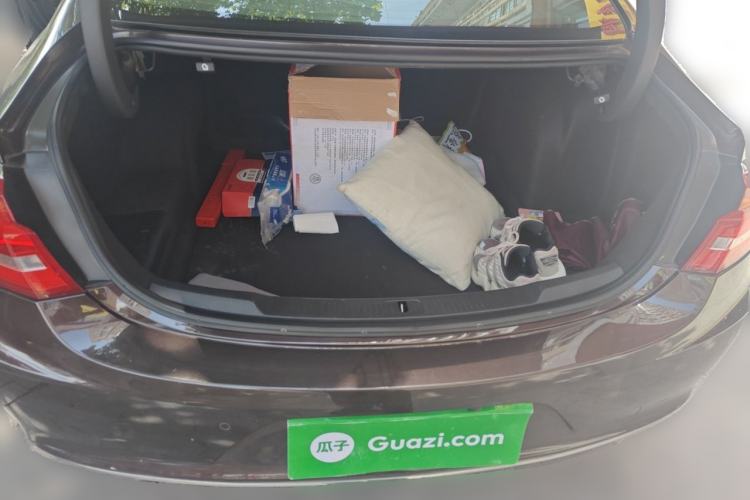 Used Buick LaCrosse 2018 20T Elite Edition Trunk