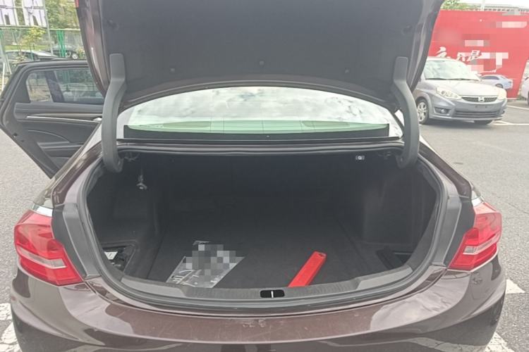 Used Buick LaCrosse 2018 20T Elite Edition Trunk