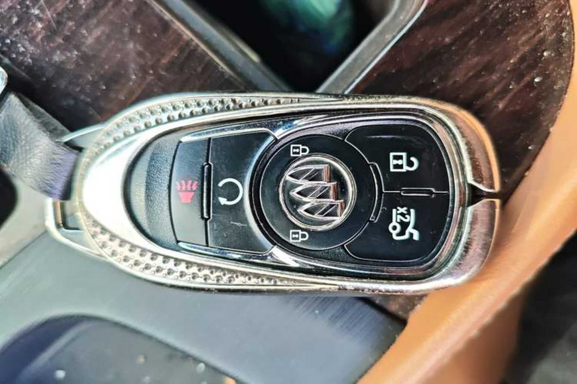 Used Buick LaCrosse 2018 28T Elite Edition Vehicle Key