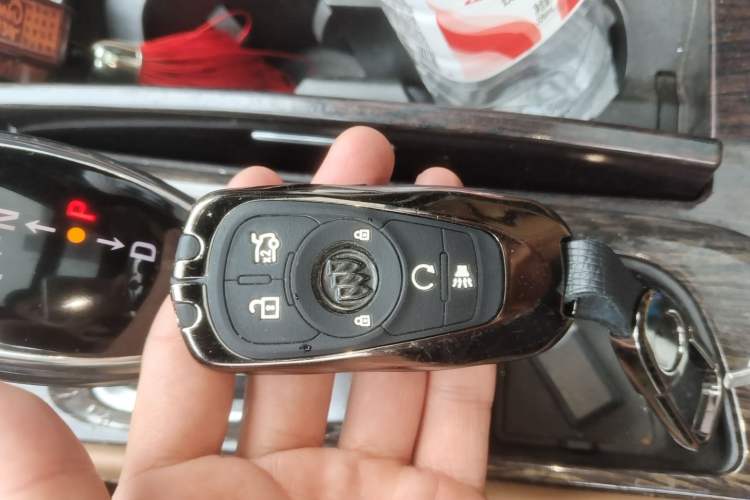 Used Buick LaCrosse 2018 20T Elite Edition Vehicle Key