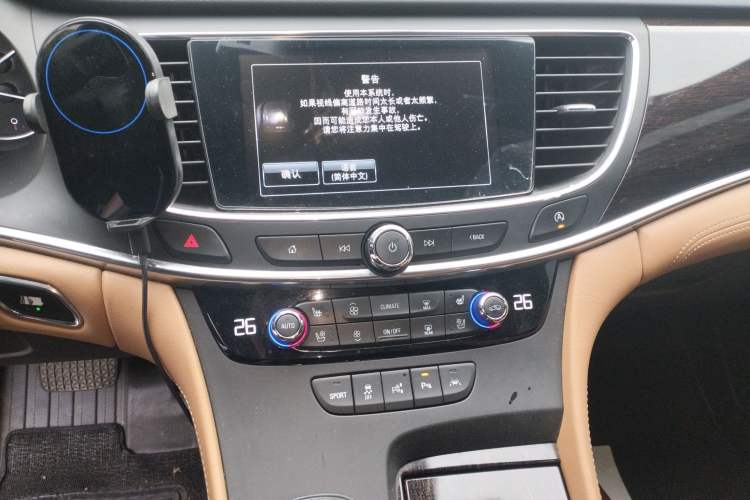Used Buick LaCrosse 2018 20T Luxury Model Audio And AC Panel