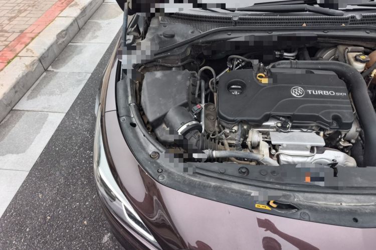 Used Buick LaCrosse 2018 20T Elite Edition Engine Bay Right