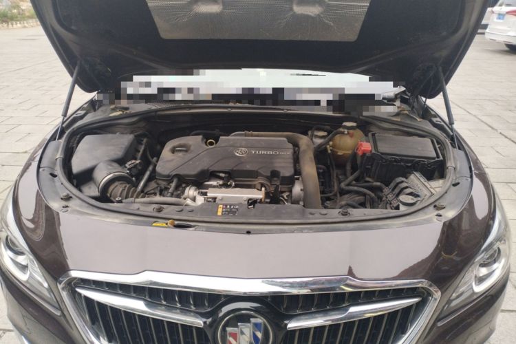 Used Buick LaCrosse 2018 20T Luxury Model Engine Bay