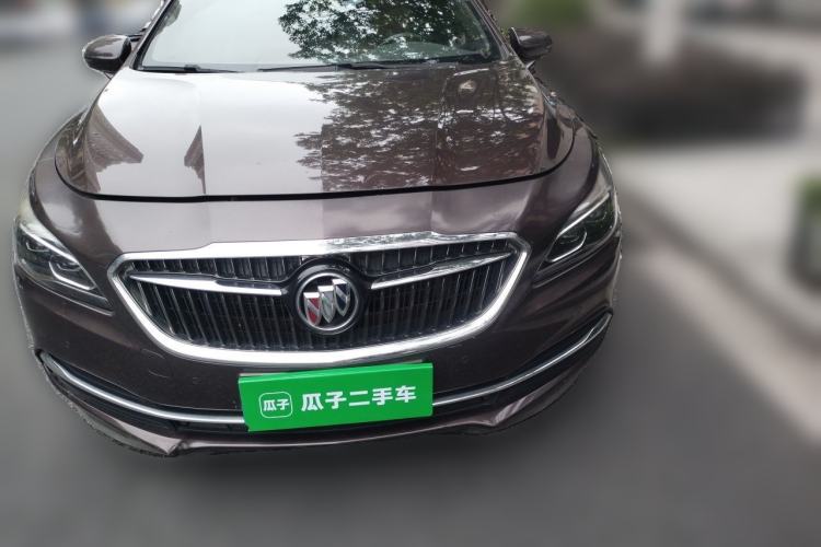 Used Buick LaCrosse 2018 28T Elite Edition Front