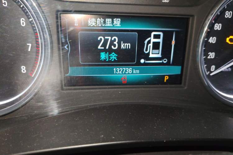 Used Buick LaCrosse 2018 20T Elite Edition Odometer Close Up