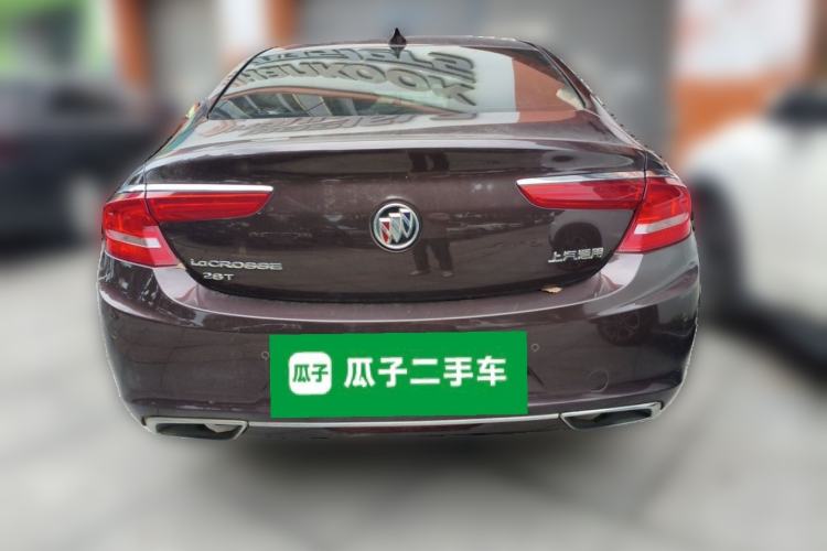 Used Buick LaCrosse 2018 28T Elite Edition Rear