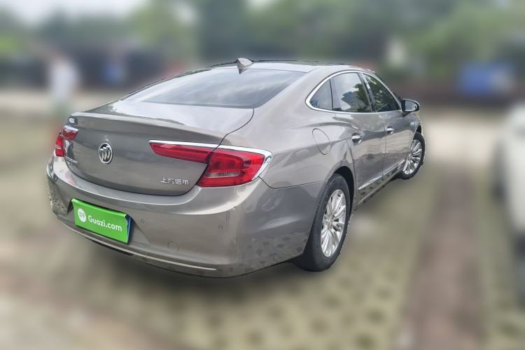 Used Buick LaCrosse 2018 20T Elite Edition Rear Right 45 Deg