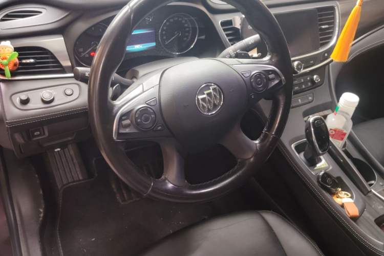 Used Buick LaCrosse 2018 20T Elite Edition Steering Wheel