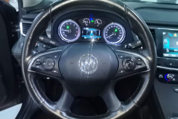 Used Buick LaCrosse 2018 20T Elite Edition Steering Wheel