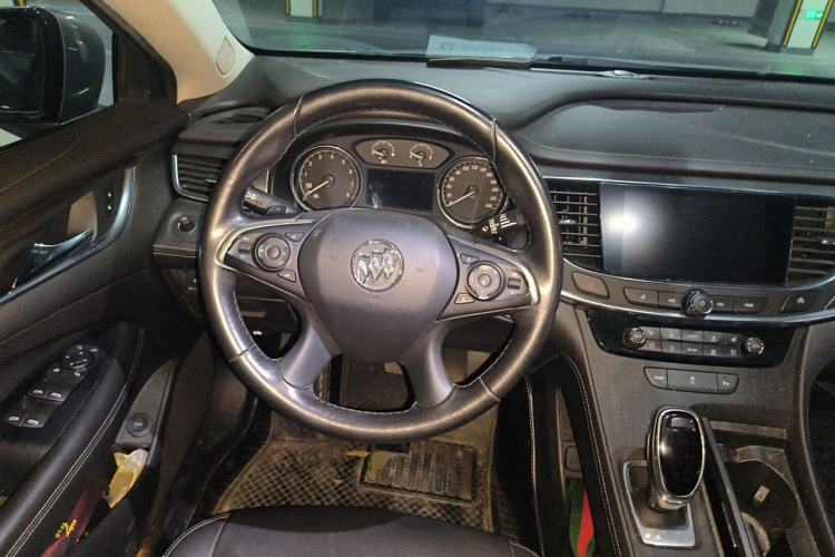Used Buick LaCrosse 2018 20T Elite Edition Steering Wheel