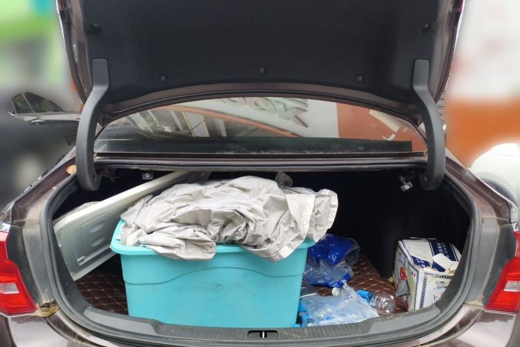 Used Buick LaCrosse 2018 28T Elite Edition Trunk