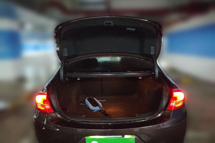 Used Buick LaCrosse 2018 20T Elite Edition Trunk