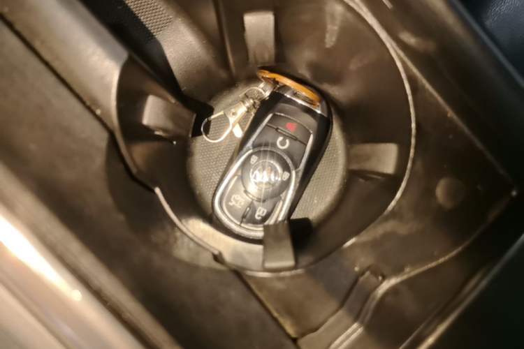 Used Buick LaCrosse 2018 20T Elite Edition Vehicle Key
