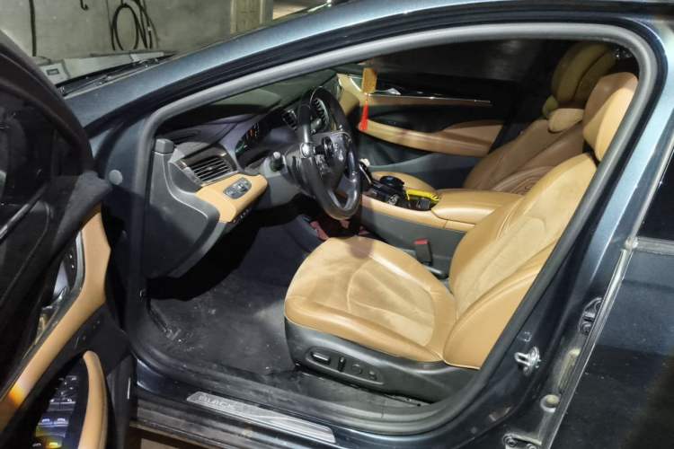 Used Buick LaCrosse 2018 28T Luxury Model Driver Seat