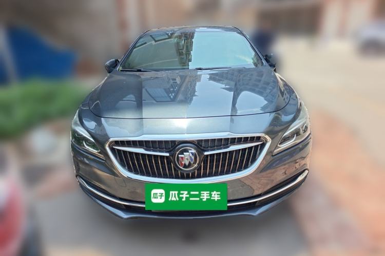 Used Buick LaCrosse 2018 28T Luxury Model Front