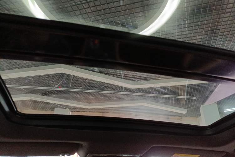 Used Buick LaCrosse 2018 20T Luxury Model Headliner