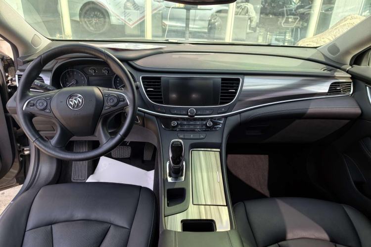 Used Buick LaCrosse 2018 20T Elite Edition Interior 2