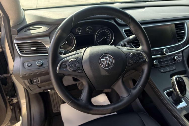 Used Buick LaCrosse 2018 20T Elite Edition Interior 3