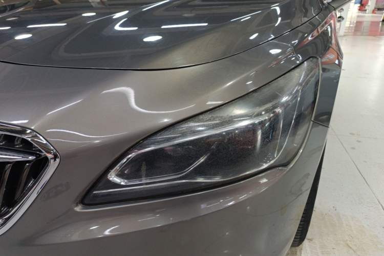 Used Buick LaCrosse 2018 20T Elite Edition Left Front Headlight