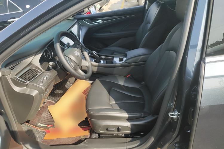 Used Buick LaCrosse 2018 20T Elite Edition Left Front Seat