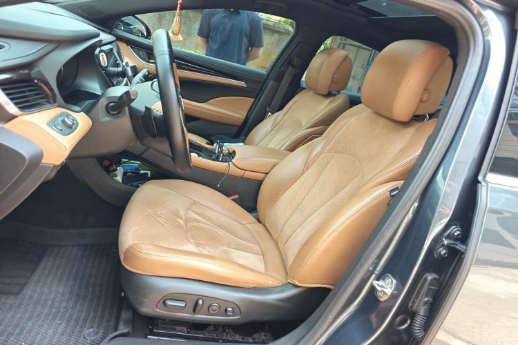 Used Buick LaCrosse 2018 28T Luxury Model Left Front Seat