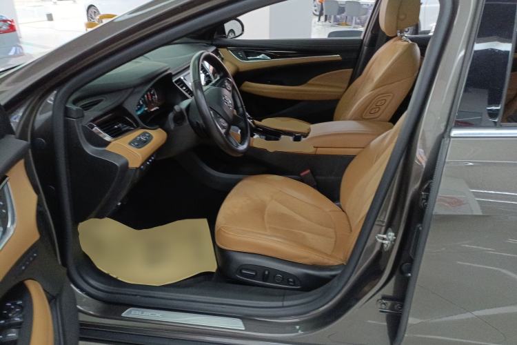 Used Buick LaCrosse 2018 20T Luxury Model Left Front Seat