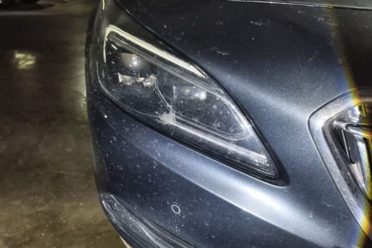 Used Buick LaCrosse 2018 28T Luxury Model Right Front Headlight