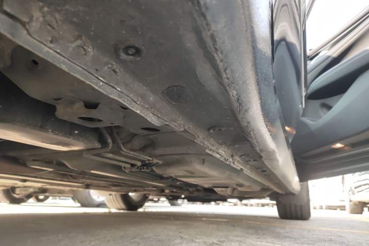 Used Buick LaCrosse 2018 20T Elite Edition Right Side Sill