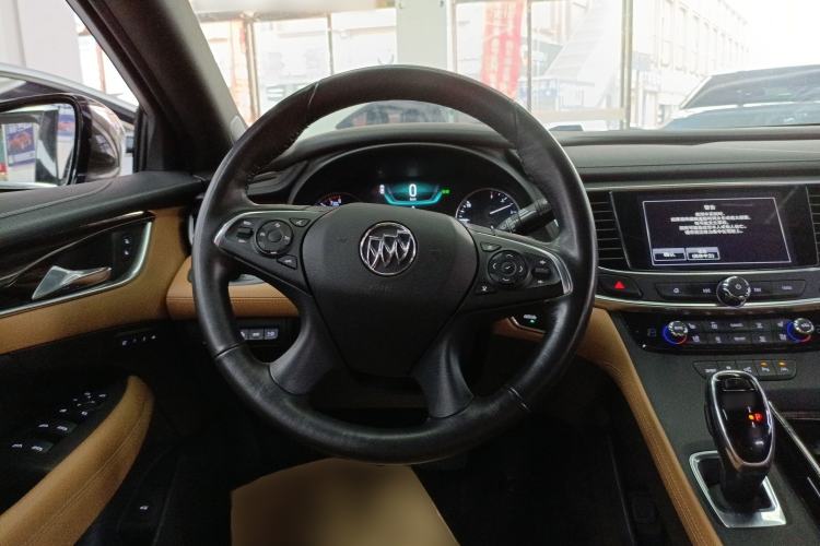 Used Buick LaCrosse 2018 20T Luxury Model Steering Wheel