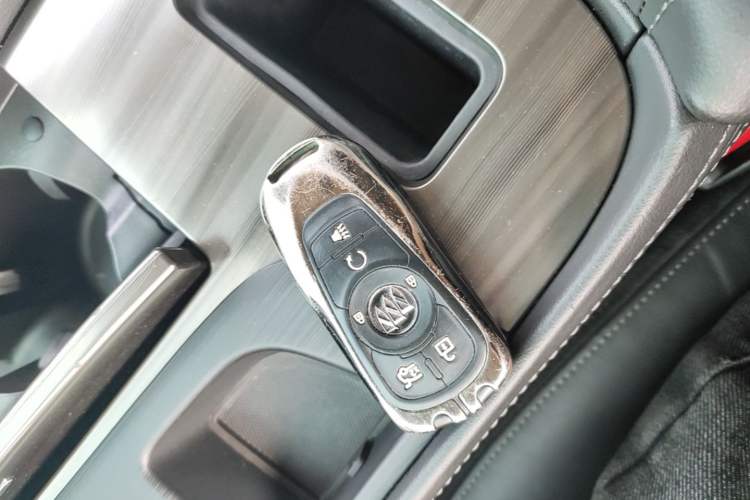 Used Buick LaCrosse 2018 20T Elite Edition Vehicle Key