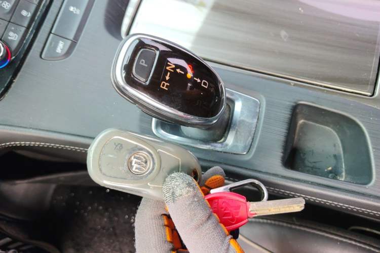 Used Buick LaCrosse 2018 20T Elite Edition Vehicle Key