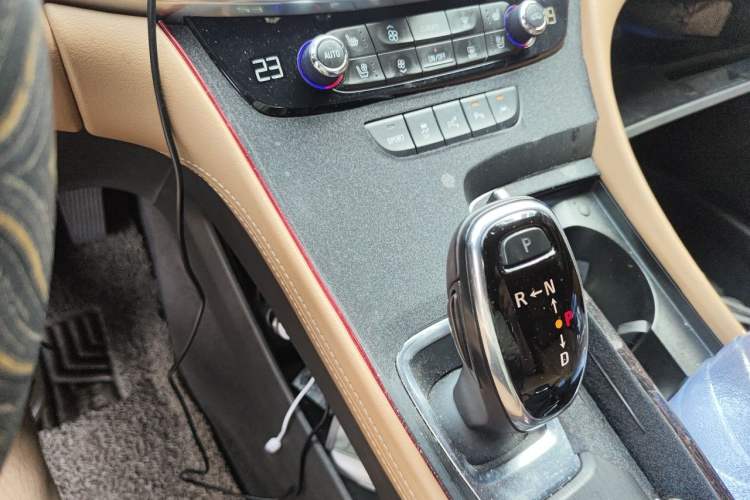 Used Buick LaCrosse 2018 20T Luxury Model Gear Lever