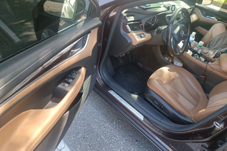 Used Buick LaCrosse 2018 28T Elite Edition Driver Seat