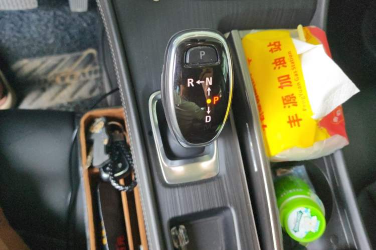 Used Buick LaCrosse 2018 20T Elite Edition Gear Lever