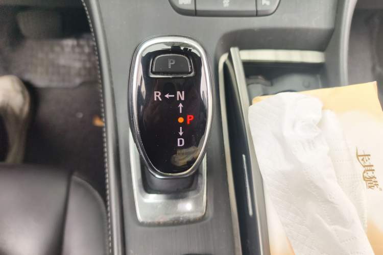 Used Buick LaCrosse 2018 20T Elite Edition Gear Lever