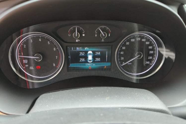 Used Buick LaCrosse 2018 28T Elite Edition Instrument Cluster