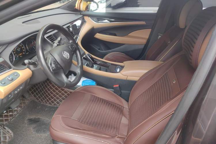 Used Buick LaCrosse 2018 28T Luxury Model Left Front Seat