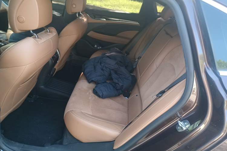 Used Buick LaCrosse 2018 28T Elite Edition Left Rear Seat
