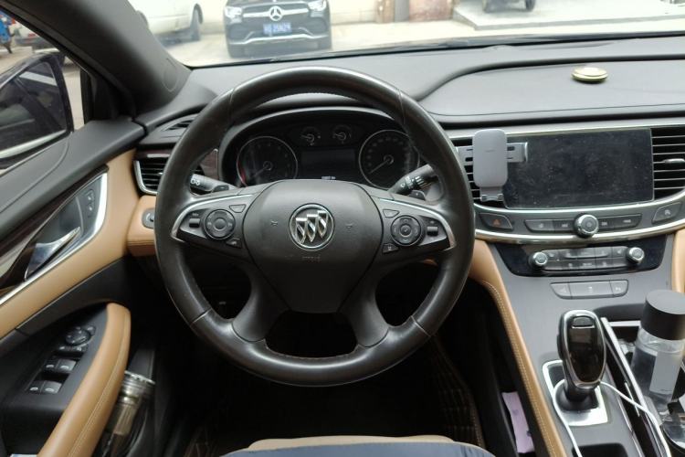 Used Buick LaCrosse 2018 28T Elite Edition Steering Wheel