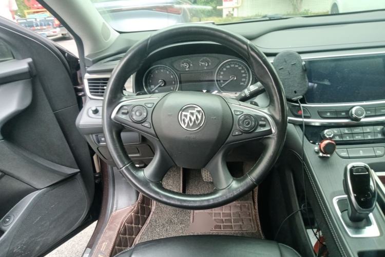 Used Buick LaCrosse 2018 20T Elite Edition Steering Wheel