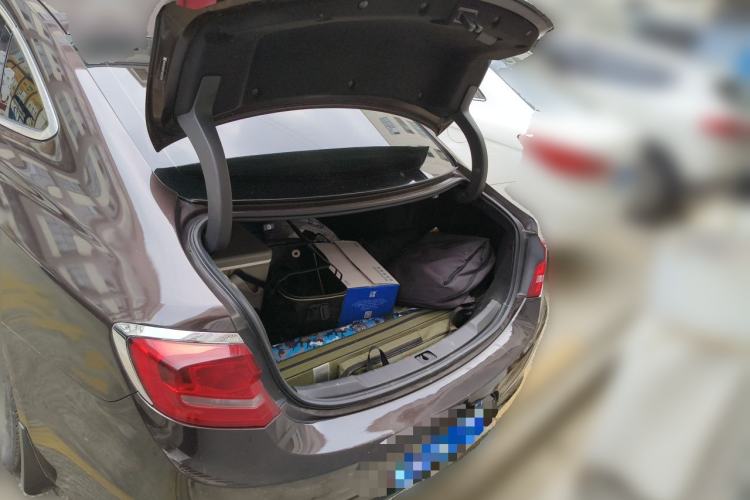 Used Buick LaCrosse 2018 28T Elite Edition Trunk